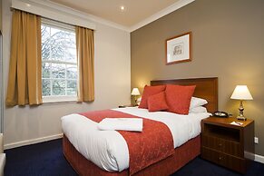 Mercure Canberra