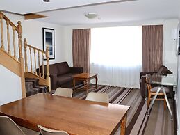 Mercure Canberra