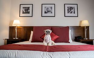 Mercure Canberra