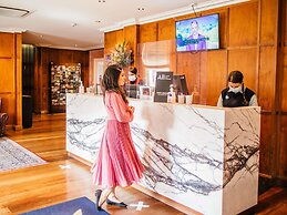 Mercure Canberra