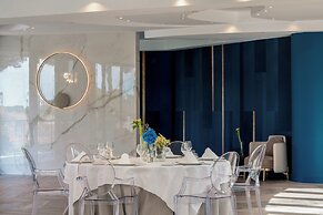 The Nicolaus Hotel