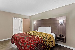 Econo Lodge Willowbrook