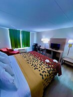 Econo Lodge Willowbrook