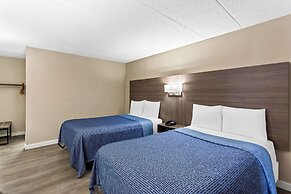Econo Lodge Willowbrook