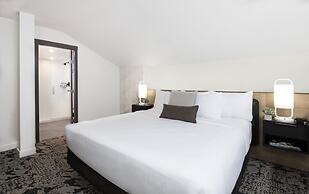 Crystal Lodge