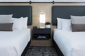 Crystal Lodge