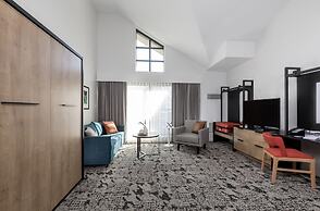 Crystal Lodge