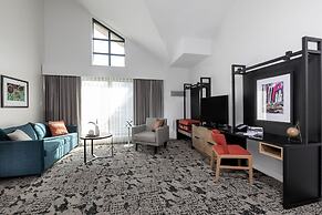 Crystal Lodge