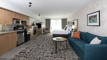 Crystal Lodge