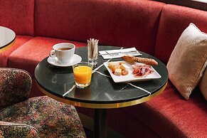 Hotel Atala Champs Elysées