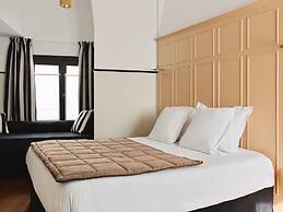 New Hotel Lafayette