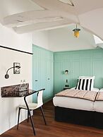 New Hotel Lafayette