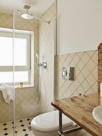 New Hotel Lafayette