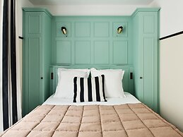 New Hotel Lafayette