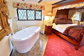 The Roundabout Hotel