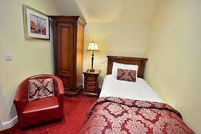 The Roundabout Hotel