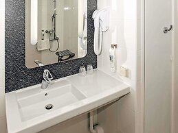 ibis Nimes Ouest