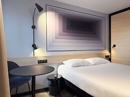 ibis Nimes Ouest