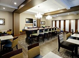 Hampton Inn Green Bay Downtown