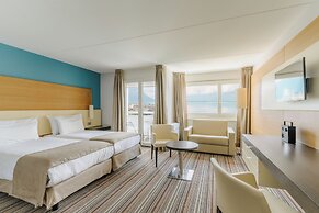 Mona Montreux