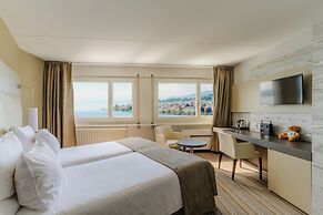 Mona Montreux
