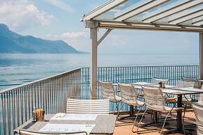 Mona Montreux