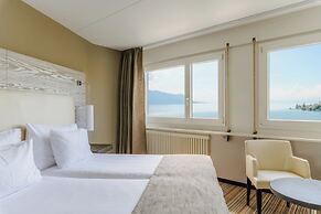 Mona Montreux