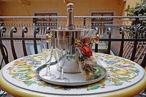 Hotel Alba Palace