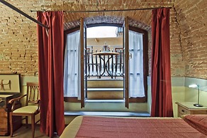 Hotel Alba Palace