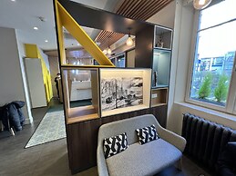 Holiday Inn Paris - Auteuil by IHG