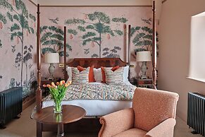 Ellenborough Park
