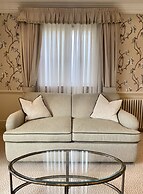 Ellenborough Park