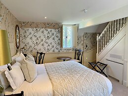 Ellenborough Park