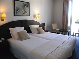 Le Grand Hotel By Stay Collection