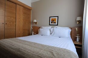 Le Grand Hotel By Stay Collection