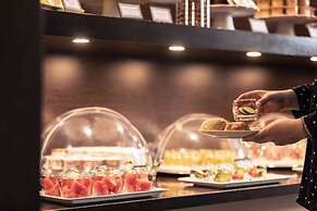 Le Grand Hotel By Stay Collection