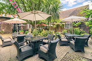 Mercure White Hart Hotel Salisbury and Apartments