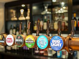 Mercure White Hart Hotel Salisbury and Apartments