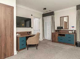 Mercure White Hart Hotel Salisbury and Apartments