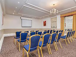 Mercure White Hart Hotel Salisbury and Apartments