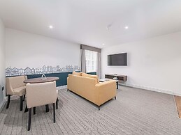 Mercure White Hart Hotel Salisbury and Apartments