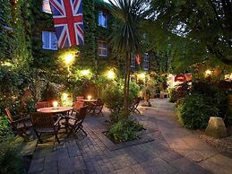 Mercure White Hart Hotel Salisbury and Apartments