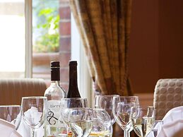 Mercure White Hart Hotel Salisbury and Apartments