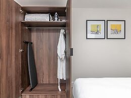 Mercure White Hart Hotel Salisbury and Apartments