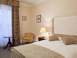 Mercure White Hart Hotel Salisbury and Apartments