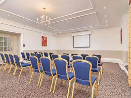 Mercure White Hart Hotel Salisbury and Apartments