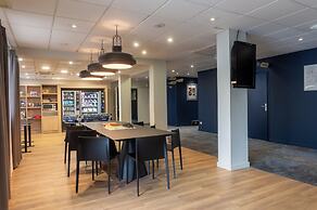 ibis Lyon Est Bron