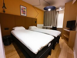 ibis Lyon Est Bron
