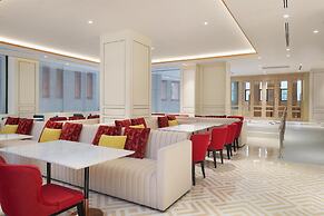 Radisson Hotel Chateau de Bangkok