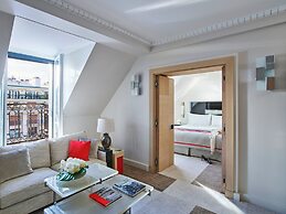 Hôtel Plaza Athénée - Dorchester Collection
